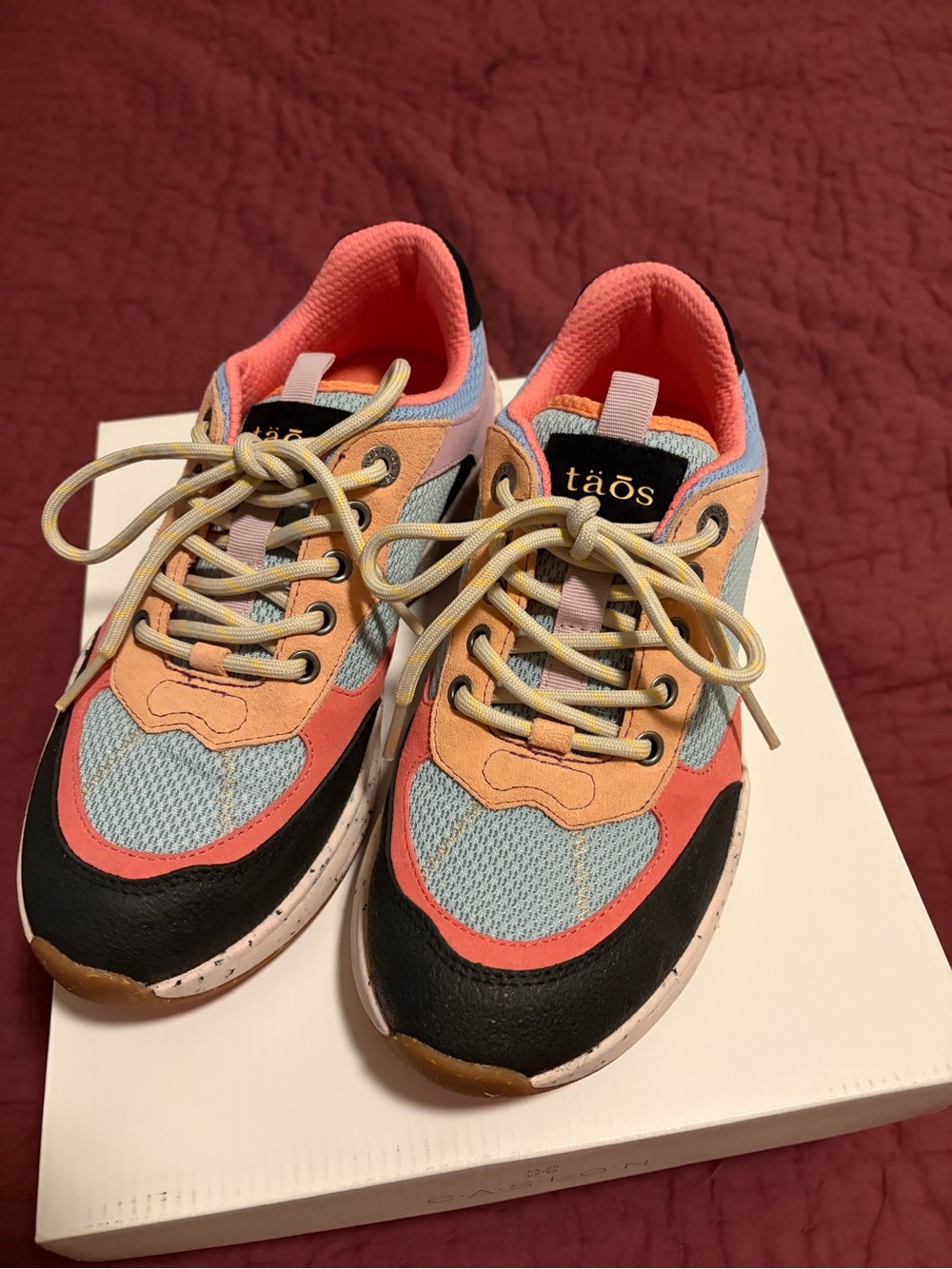 Taos Footwear Coral, Light Blue & Black Women's Fashion Sneakers